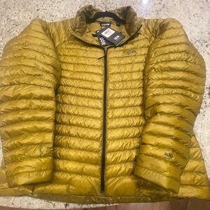 MOUNTAIN HARDWEAR 800 PRO GHOST WHISPERER NEW WITH TAGS MENS XXL MINT CONDITION